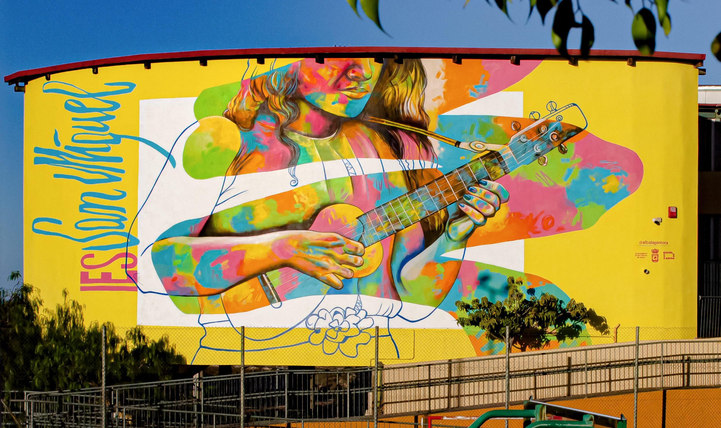 Mural timplista IES San Miguel